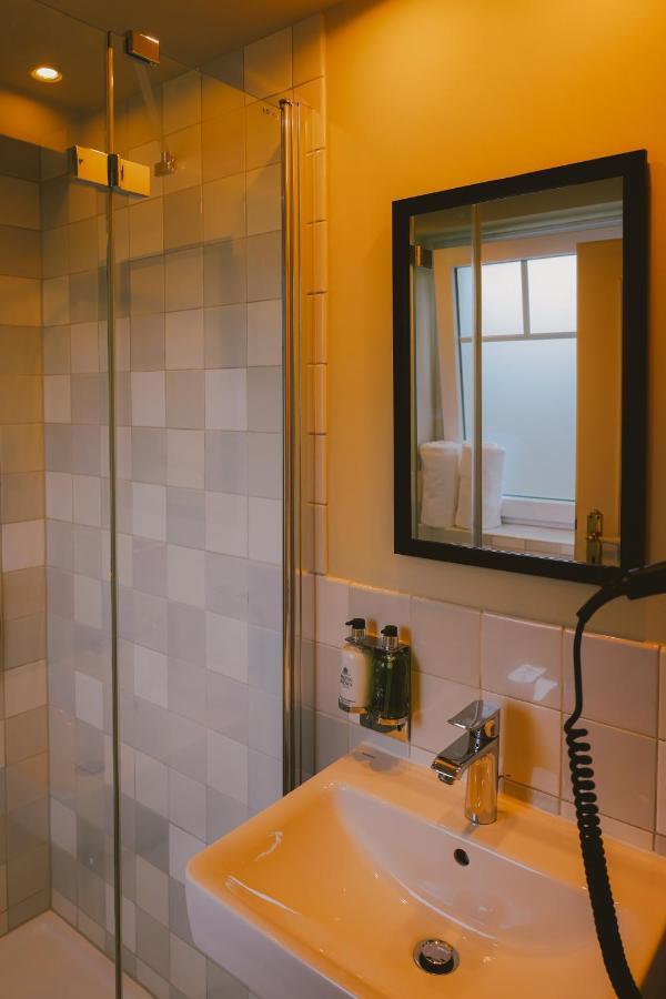 Mimosa House 4*
